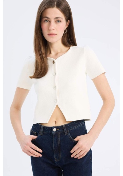 DeFacto Regular Fit Bisiklet Yaka Düğmeli Kısa Kolllu Triko Hırka E1000AX25SPWT34 Beyaz