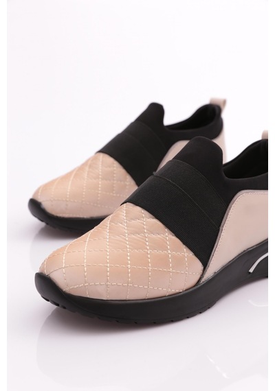 Dgn 204 Kadin Üstü Lastikli Kare Desenli Sneaker Ayakkabi 204-2494-R4981 Bej - Siyah