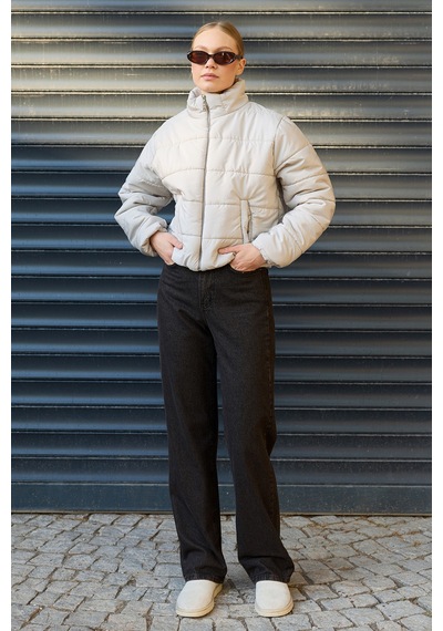 Fullamoda Beli Lastikli Crop Şişme Mont Taş