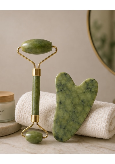 Jade Roller Ve Gua Sha Taşı Yüz Bakım Masaj Seti Çok Renkli