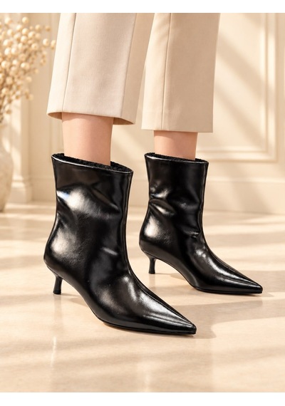 Dabab Shoes Derın Kadın Siyah İçi Kürklü Sivri Burun Ön Dikiş Detaylı 5 Cm İnce Topuklu Orta Konç Bot Bootie