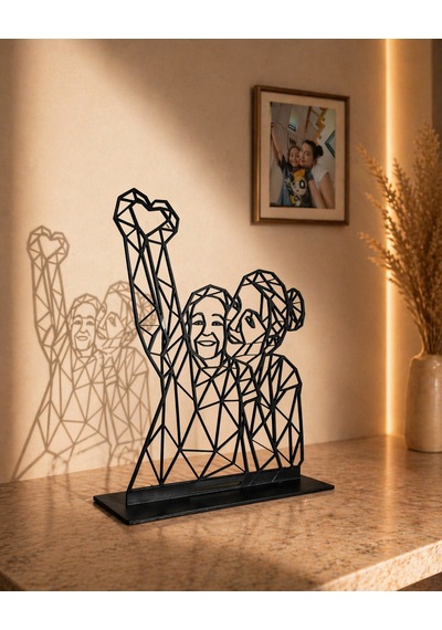 Kişiye Özel Fotoğraftan Geometrik Portre Masaüstü Dekor 20 Cm Diğer
