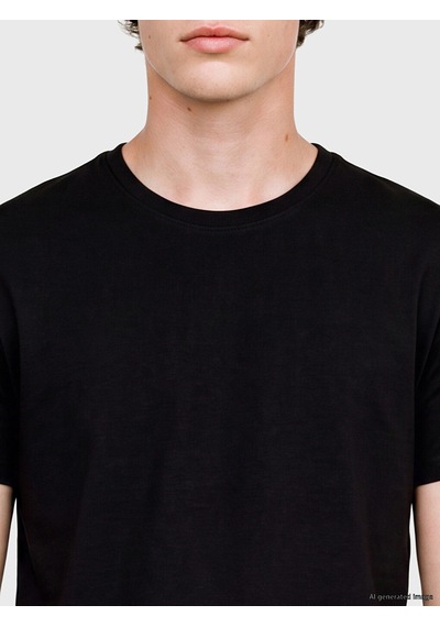 LC Waikiki Lc Waıkıkı Siyah Slim Fit Modal Kumaş Tişört /02