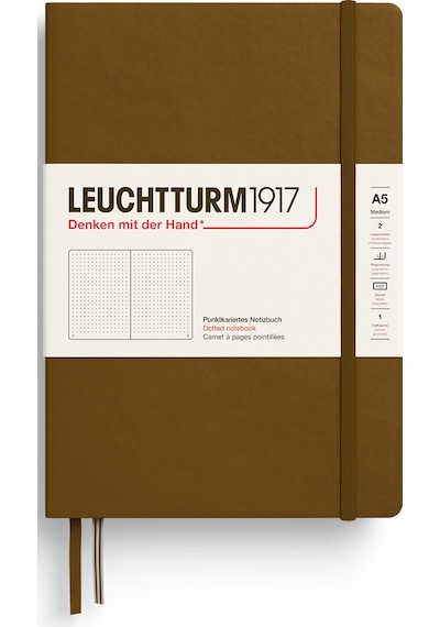 Leuchtturm1917 Not Defteri Orta Boy A5 , Sert Kapak, 251 Numaralandırılmış Sayfa, Noktalı, Baharat Kahvesi Kahverengi Leuchtturm1917 Not Defteri Orta Boy A5 , Sert Kapak, 251 Numaralandırılmış Sayfa, Noktalı, Baharat Kahvesi Kahverengi