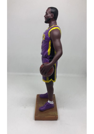 Lebron James "the King" - Los Angeles Lakers Figürü 6 Numara