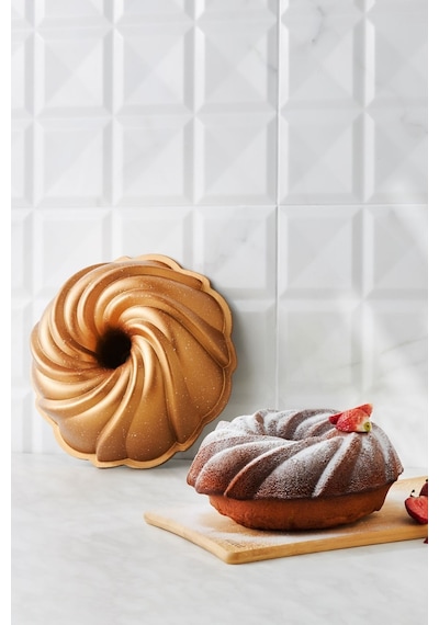 Karaca  Cake Pro Pare Döküm Kek Kalıbı Gold 24 cm