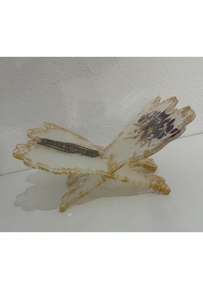 Şeffaf Epoksi Altın Varaklı Bitkili Ve Yazı Motifli Kelebek Rahle Özel Tasarım - Tek Üretim - 35x31 Cm