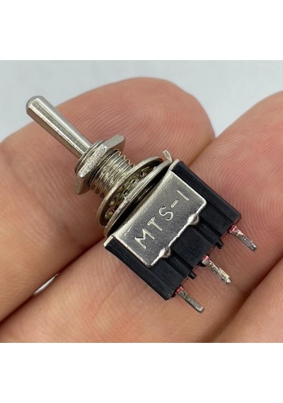 Ic-140 Toggle Switch On-off-on 6mm 3p Mts-103