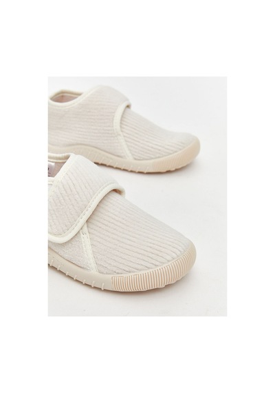LC Waikiki Alıta Cıty Farkıyla Lcw Steps Bej Kız Bebek Panduf Bej - 924186088 Bej