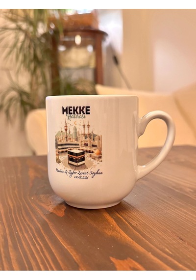Kişiye Özel İsimli, Kâbe Görselli Mekke Hatırası Porselen Elite Kupa Bardak Çok Renkli