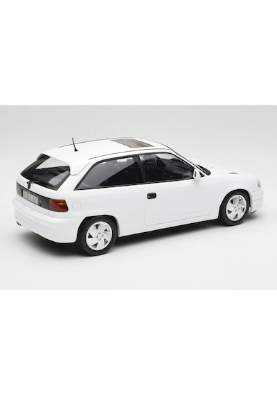 1:18 Norev 1991 Opel Astra F Gsı Blanc Casablanca