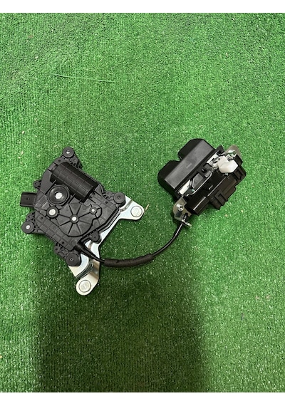 Kia Sportage Bagaj Kilit Motor İle Beraber 2017-2019 81230-d9100