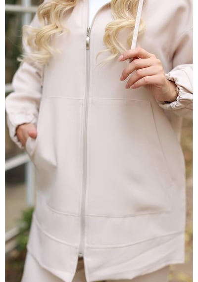 Esra Butik78 Kapüşonlu Dabıl Kumaş İkili Takım Siyah & Taş Renk Rahat Kalıp Günlük Şık Kombi Ekru Esra Butik78 Kapüşonlu Dabıl Kumaş İkili Takım Siyah & Taş Renk Rahat Kalıp Günlük Şık Kombi Ekru