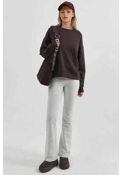 Hiccup Busem Rahat Kesim Bisiklet Yaka Modal Sweatshirt Kahve Kahvesi