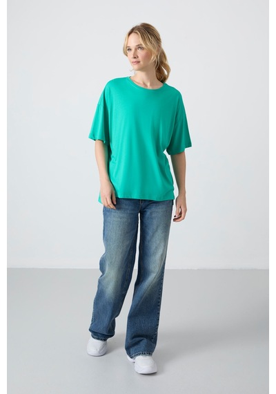 Tommy Life Deniz Yeşili Penye Modal Yumuşak Tuşeli Oversize Fit Basic Kadın T-shirt- 97285 Deniz Yeşili Tommy Life Deniz Yeşili Penye Modal Yumuşak Tuşeli Oversize Fit Basic Kadın T-shirt- 97285 Deniz Yeşili