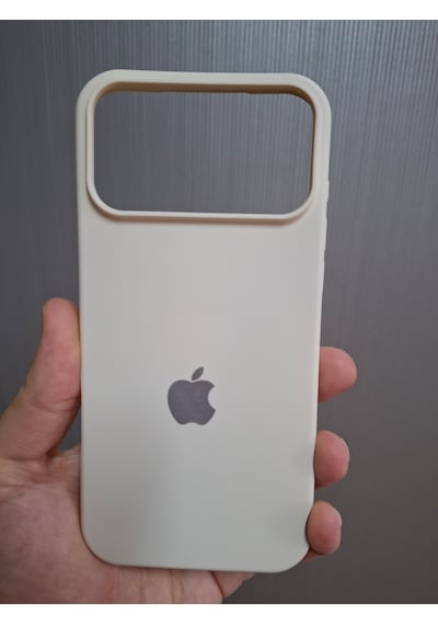 Apple Uyumlu iPhone 17 Pro Max Logolu İçi Kadife Silikon Lansman Kılıf Bej