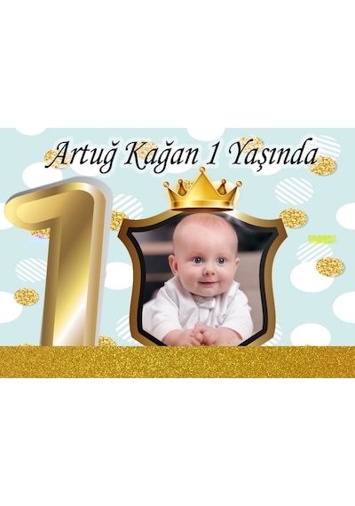 1 Yaş Altın Kral Konsept Afiş