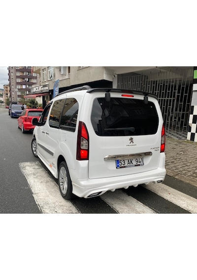 Citroen Berlingo Siyah Spoiler