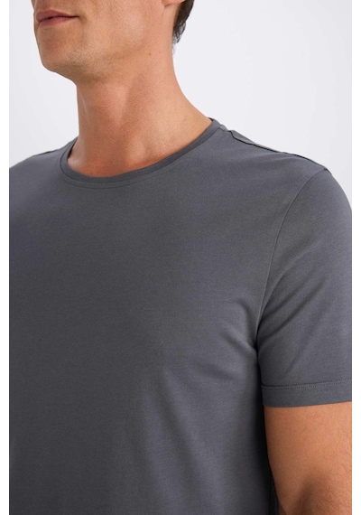 DeFacto Slim Fit Dar Kesim Bisiklet Yaka Modal Karışımlı Pamuklu Basic Düz Kısa Kollu Tişört M6606AZ25SPAR31 DeFacto Slim Fit Dar Kesim Bisiklet Yaka Modal Karışımlı Pamuklu Basic Düz Kısa Kollu Tişört M6606AZ25SPAR31