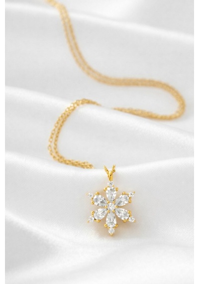 Çekirdekjewelry Altın Kaplama Kar Tanesi Kolye Işıklı Kutulu, Zirkon Taşlı Şık Kadın Kolye Sarı