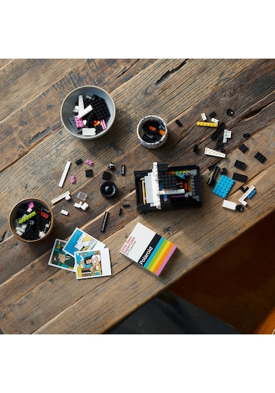 LEGO® Ideas Polaroid OneStep SX-70 Kamera 21345-Yetişkinler için Dekoratif ve Sergilenebilir Model Yapım Seti - 516 Parça