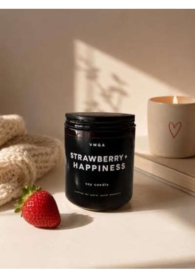Vmga Çilek Ve Mutluluk 200 Gr Kırmızı Soya Mum Amber Cam Kavanozlu El Yapımı Aromaterapi Mumu Cozy Ve Dekoratif Ev Mumu 50 x 22 Vmga Çilek Ve Mutluluk 200 Gr Kırmızı Soya Mum Amber Cam Kavanozlu El Yapımı Aromaterapi Mumu Cozy Ve Dekoratif Ev Mumu 50 x 22
