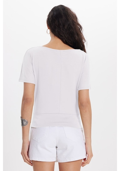 Tudors Kadın Slim Fit Dar Kesim Kısa Kollu Kayık Yaka Ekru Tişört-50567
