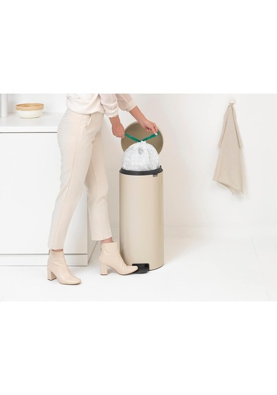 Brabantia - Newıcon Pedallı Çöp Kovası 30 L Mutfak İçin Büyük Çöp Kutusu Yumuşak Kapanan Kapak Kol Diğer