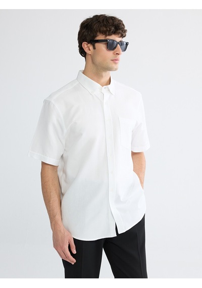 Lcwaıkıkı Classic Beyaz Regular Fit Armürlü Erkek Basic Gömlek