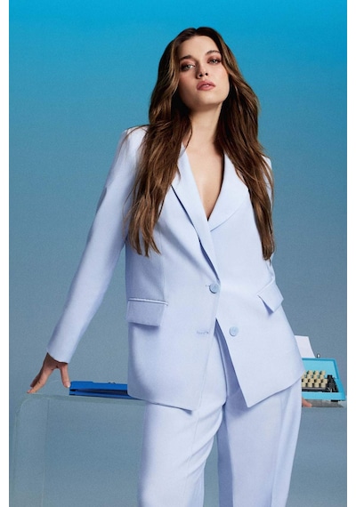 DeFacto Afra x Defacto Oversize Geniş Kalıp Tensel Blazer Ceket Z8276AZ25SPBE472 Mavi DeFacto Afra x Defacto Oversize Geniş Kalıp Tensel Blazer Ceket Z8276AZ25SPBE472 Mavi