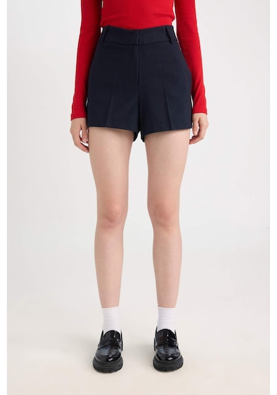 DeFacto Coool Slim Fit Dar Kesim Normal Bel Basic Düz Şort D5250AX24AUNV245 Lacivert