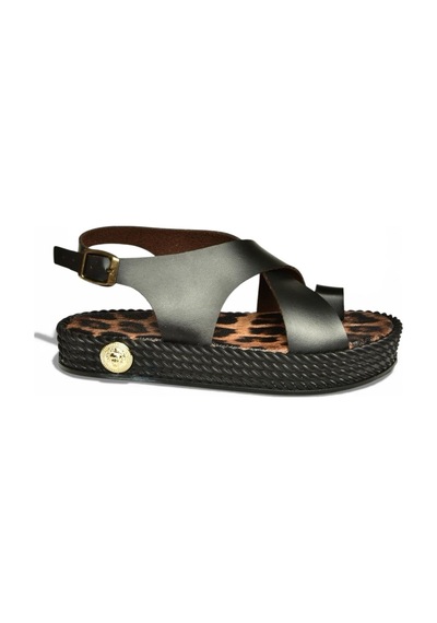 Fox Shoes Y390160503 Siyah Hakiki Deri Kalın Tabanlı Kadın Sandalet Siyah