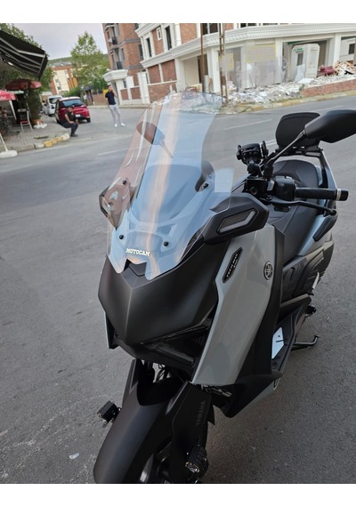 Motocam Yamaha Xmax Techmax Ön Cam 2025-2026 Model 52cm Şeffaf Renkli 4mm Asansörlü
