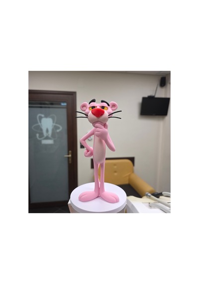 Pembe Panter Figür