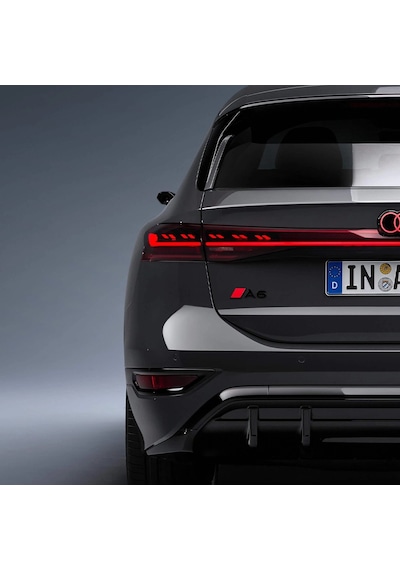 Audi Sport A6 Bagaj Amblemi - Siyah