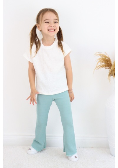 Fesshera Kids Minik Prenseslere Özel Kız Çocuk Esnek Kumaşlı Fırfırlı İspanyol Paça Günlük Ve Şık Tayt Turkuaz Fesshera Kids Minik Prenseslere Özel Kız Çocuk Esnek Kumaşlı Fırfırlı İspanyol Paça Günlük Ve Şık Tayt Turkuaz