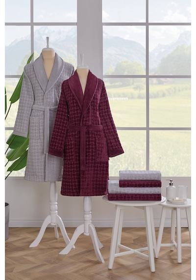 Tricot Kadife Aile Bornoz Seti %100 Pamuk 6 Parça 2 Adet Bornoz + 2 Adet Banyo Havlusu + 2 Adet El Havlusu Mürdüm