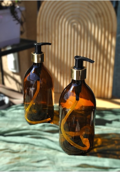 Buççin Online Mağaza 2'li Amber Cam Sıvı Sabunluk 500 Ml Gold Kapaklı Tezgah Üstü Banyo Mutfak Duş Jeli Ve Şampuan Şişe Çok Renkli