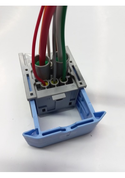 Renault Kızdırma Role Soketi 8k002