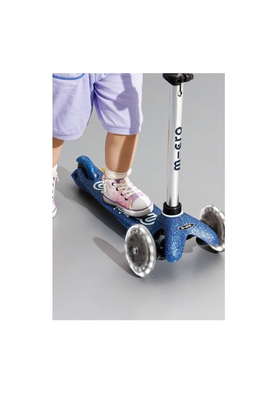 Micro Mini Micro 3 Tekerlekli Scooter Deluxe Galaxy Glitter Led Navy