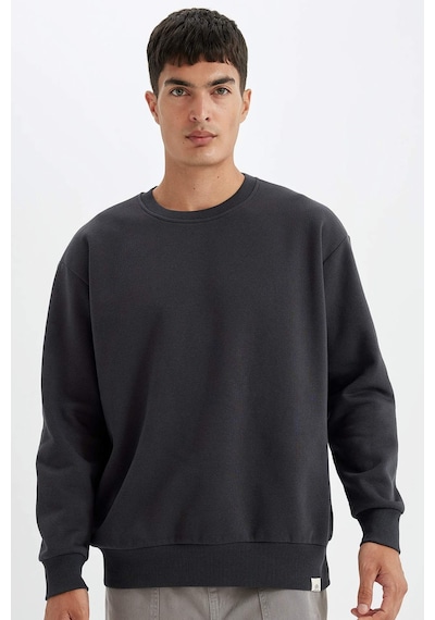 DeFacto Oversize Geniş Kalıp Bisiklet Yaka Kalın Basic Düz Sweatshirt T5139AZ24AUAR191 DeFacto Oversize Geniş Kalıp Bisiklet Yaka Kalın Basic Düz Sweatshirt T5139AZ24AUAR191