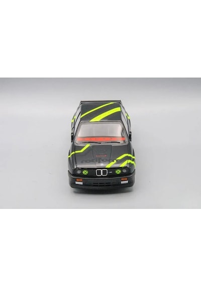 Hobiez World 1:24 Ölçekli Lisanslı Metal BMW M3 Kapıları ve Kaputu Açılabilir Model Araba Siyah