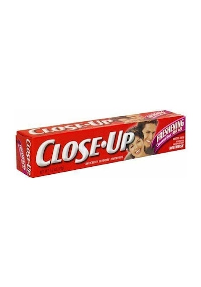 Close-Up Anticavity Cinnamon Blast Tazeleyici Diş Macunu 113 G