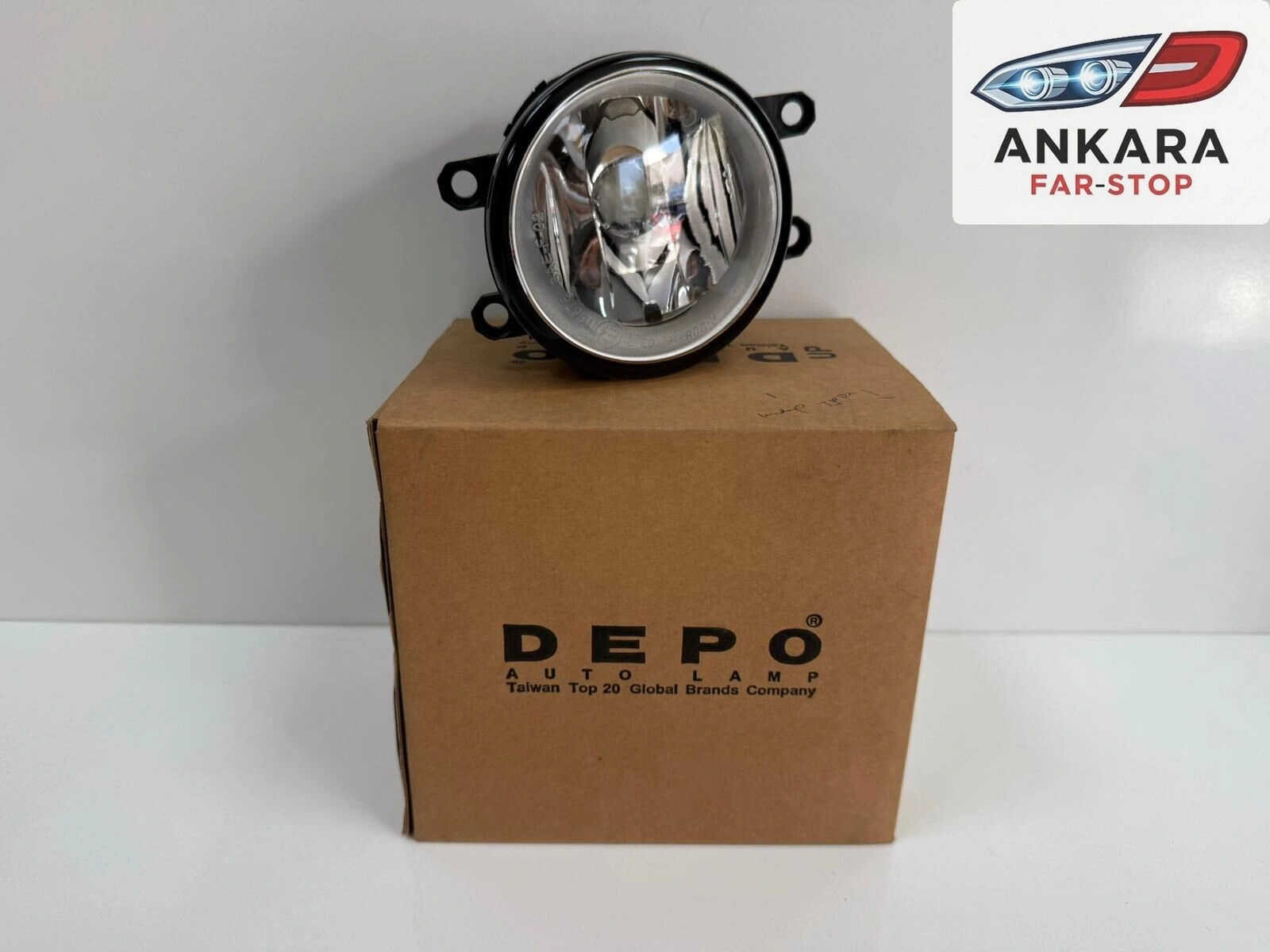 Toyota Avensis 2007 - 2012 Sis Lambası Ön Sağ Depo Marka
