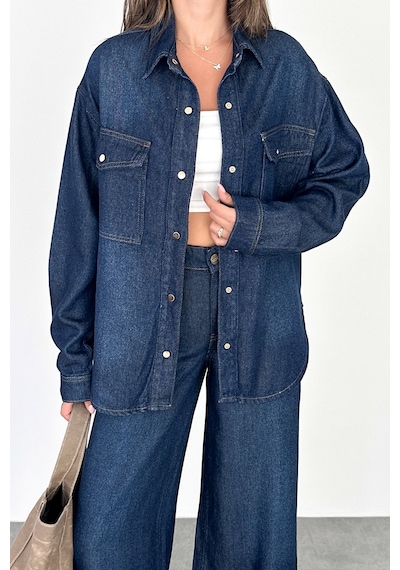 Kadın Koyu Mavi Jean Denim Oversize Kalıp %100 Tencel Dökümlü Cepli Düğmeli Kot Gömlek Sofia-6004