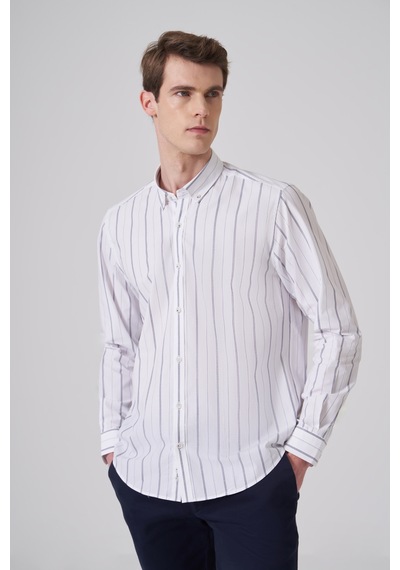 Morven Erkek Lacivert Pamuk Trend Çizgili Dynamic Fit Düğmeli Yaka Gömlek 26ms004012200 Lacivert Morven Erkek Lacivert Pamuk Trend Çizgili Dynamic Fit Düğmeli Yaka Gömlek 26ms004012200 Lacivert