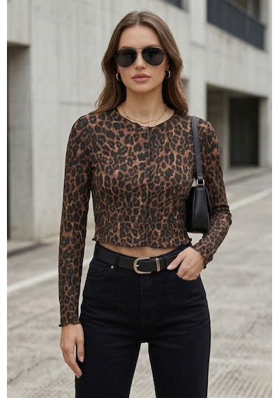 Kadın Leopar Desenli Crop Bluz Düğmeli Uzun Kollu Fit Yumuşak Dokulu Bluz - Kadın Bluz Leopar