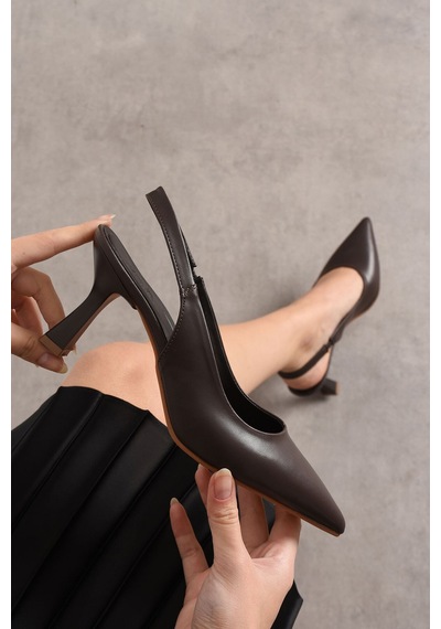 Dabab Shoes Kadın Kahverengi Cilt Sade Arkası Açık Sivri Burun İnce Topuklu Ayakkabı