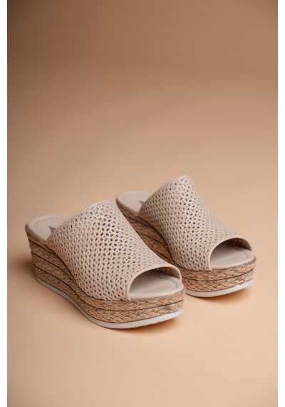 Analin Shoes Kadın Hakiki Deri Delikli Dolgu Topuk Terlik Bej