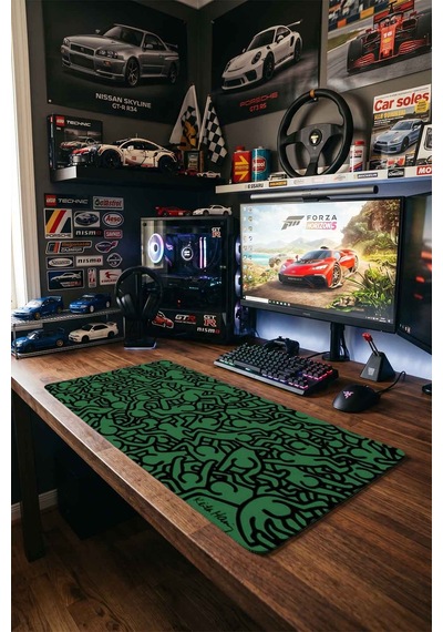 Yeşil Siyah Soyut İnsan Figürleri 40x90 Cm Oyuncu Mousepad Kaymaz Taban Büyük Boy Mousepad